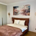 Apartament Luxury Oasis In The Heart Of The *