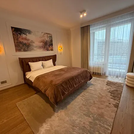 Luxury Oasis In The Heart Of The