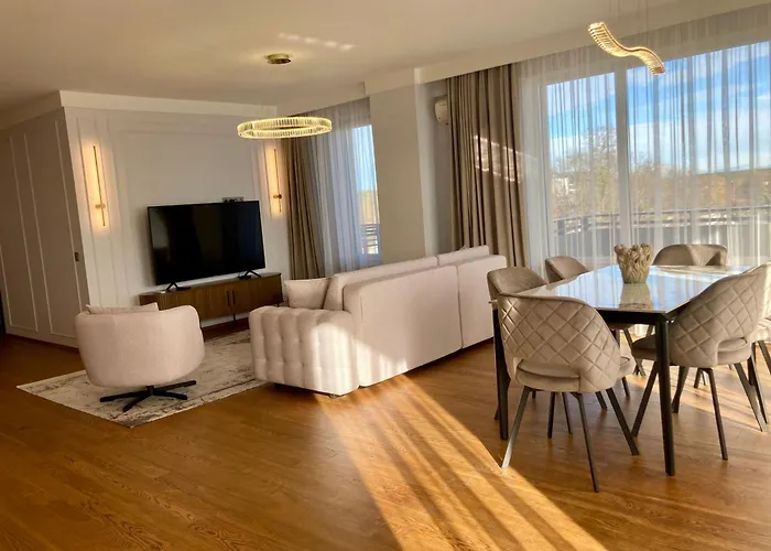 Luxury Oasis In The Heart Of The